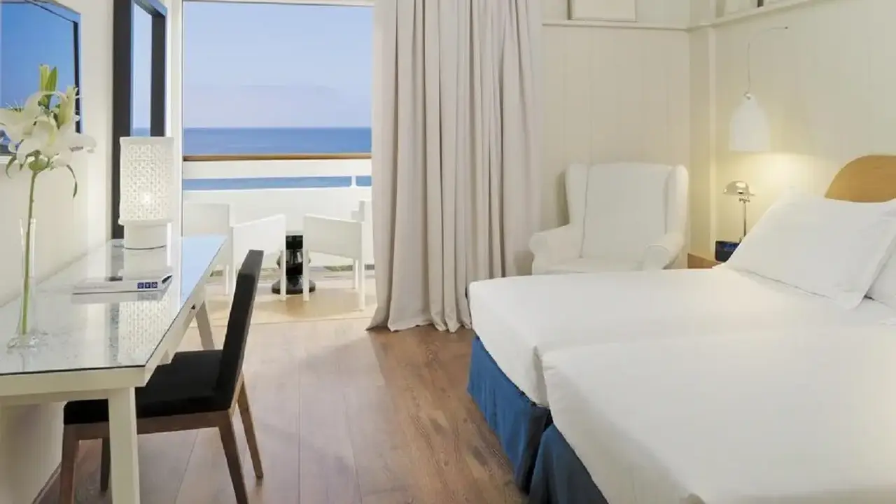 H10 BIG SUR 4* (ADULTS ONLY 18+)