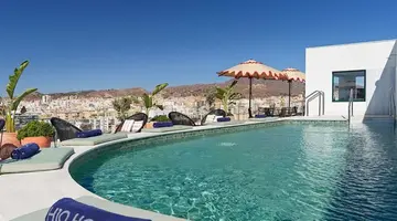 H10 Croma Malaga