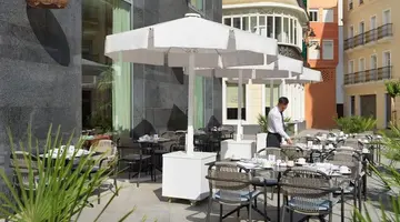 H10 Croma Malaga