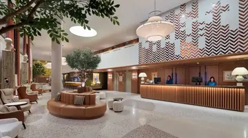 H10 Croma Malaga
