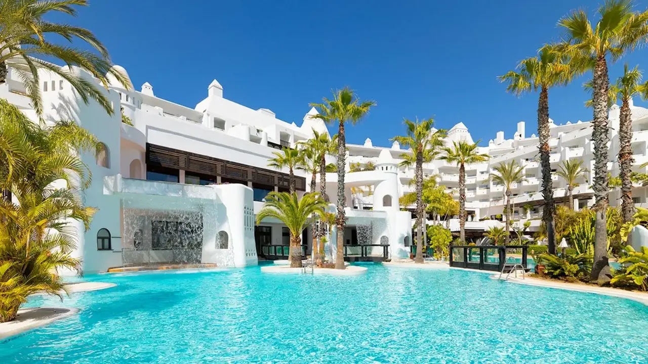 H10 Estepona Palace