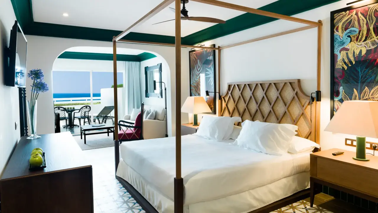 H10 Estepona Palace
