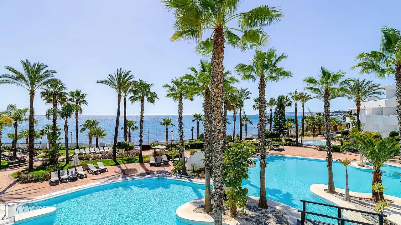 H10 Estepona Palace