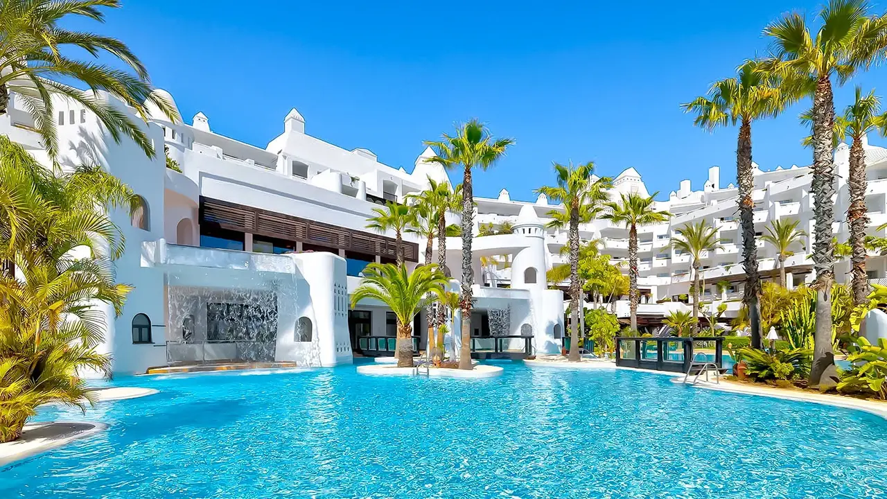 H10 Estepona Palace