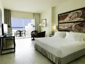 H10 Estepona Palace
