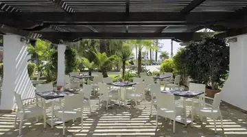 H10 Estepona Palace