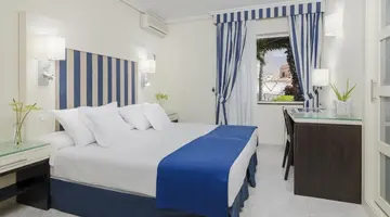 H10 Las Palmeras