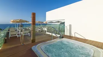 H10 Las Palmeras