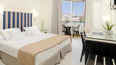 H10 las Palmeras
