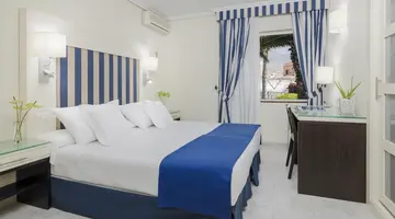 H10 las Palmeras
