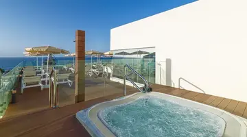 H10 LAS PALMERAS