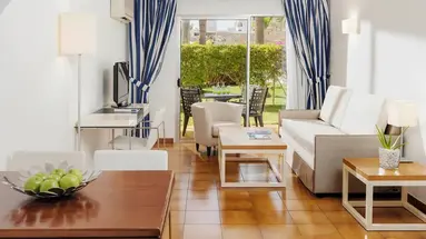 H10 Las Palmeras