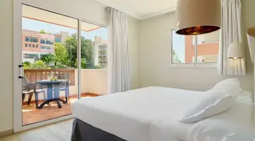 H10 Mediterranean Village