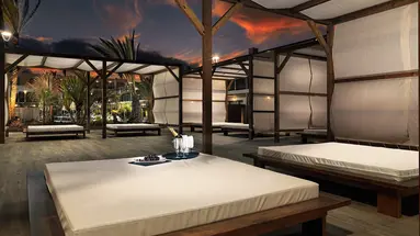 H10 OCEAN DREAMS (ADULTS ONLY 18+)