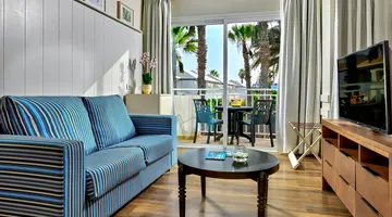 H10 Ocean Suites