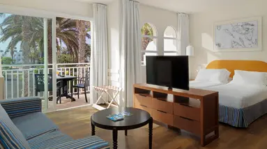 H10 OCEAN SUITES