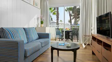 H10 OCEAN SUITES