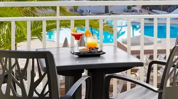 H10 OCEAN SUITES