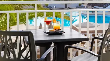 H10 OCEAN SUITES
