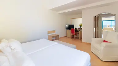 H10 Playa Esmeralda