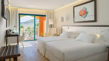 H10 Playa Esmeralda