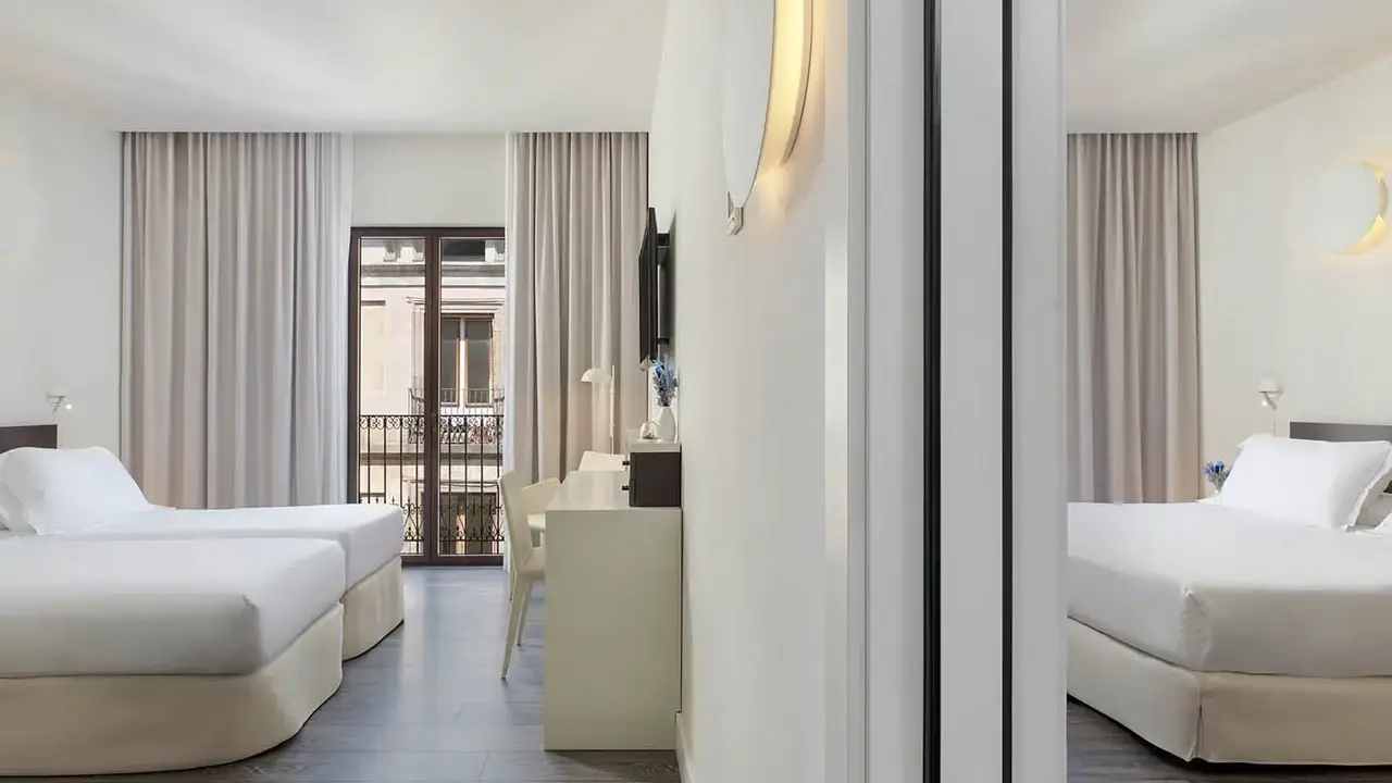 H10 Port Vell
