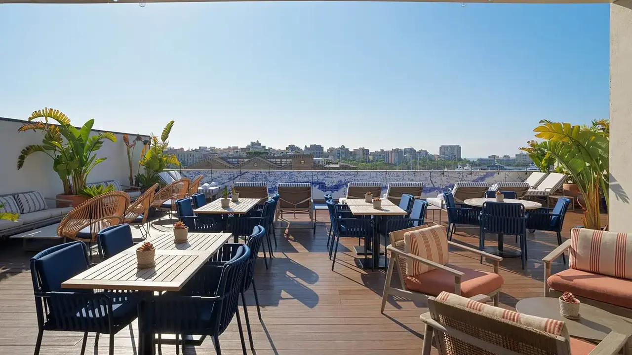 H10 Port Vell
