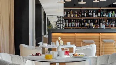 H10 Port Vell