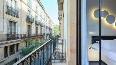 H10 Port Vell