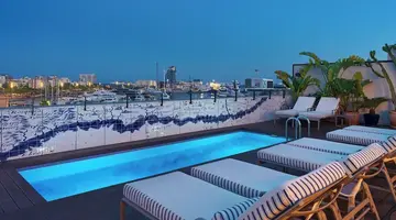 H10 Port Vell
