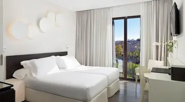 H10 Port Vell