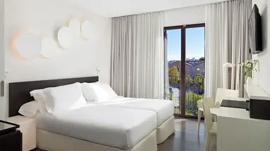 H10 Port Vell