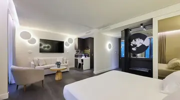 H10 Port Vell