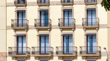 H10 Port Vell