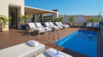 H10 Port Vell