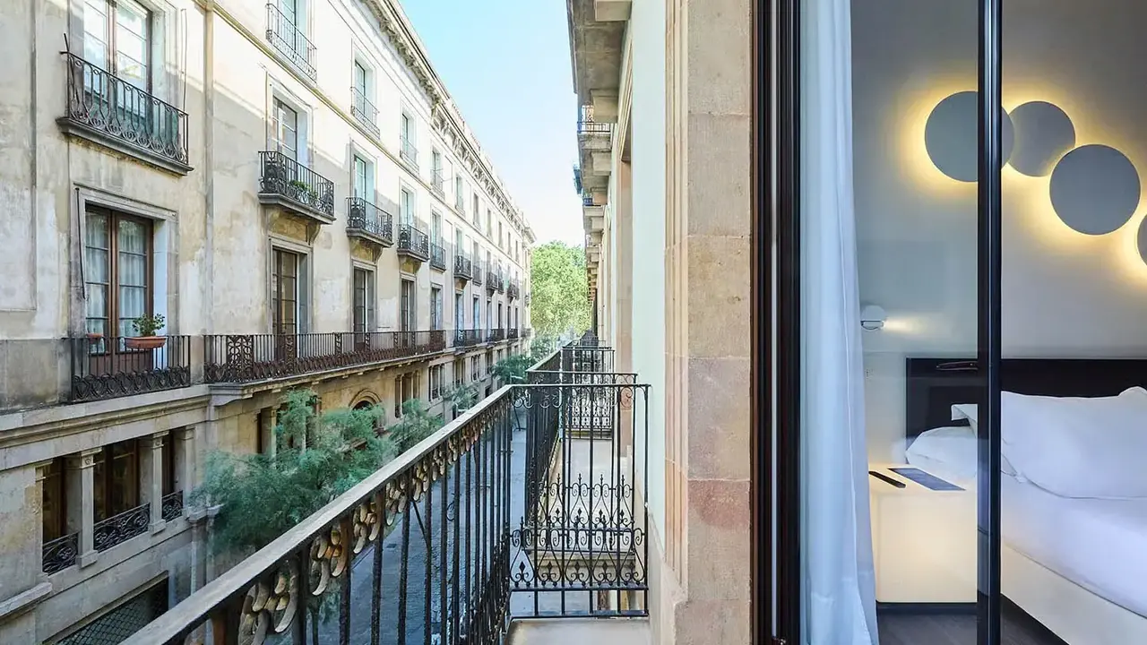 H10 Port Vell