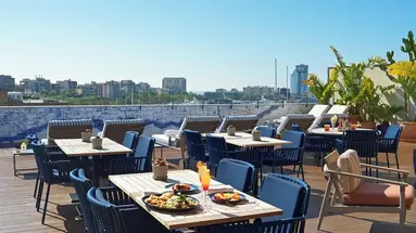 H10 Port Vell