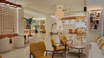 H10 Porto Poniente
