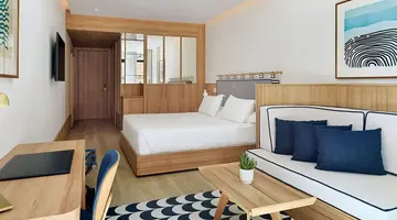H10 PORTO PONIENTE