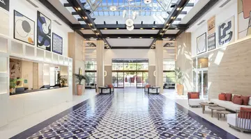 H10 Salauris Palace