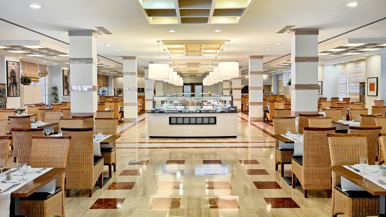 H10 Salauris Palace