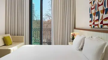 H10 Urquinaona Plaza