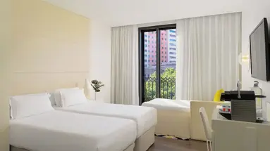 H10 Urquinaona Plaza