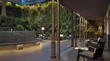 H10 Urquinaona Plaza