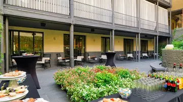 H10 Urquinaona Plaza