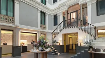 H10 Urquinaona Plaza