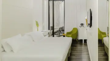 H10 Urquinaona Plaza