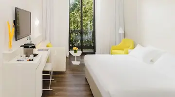 H10 Urquinaona Plaza