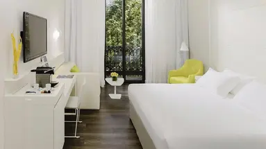 H10 Urquinaona Plaza
