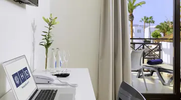 H10 White Suites Boutique Hotel - Adults Only